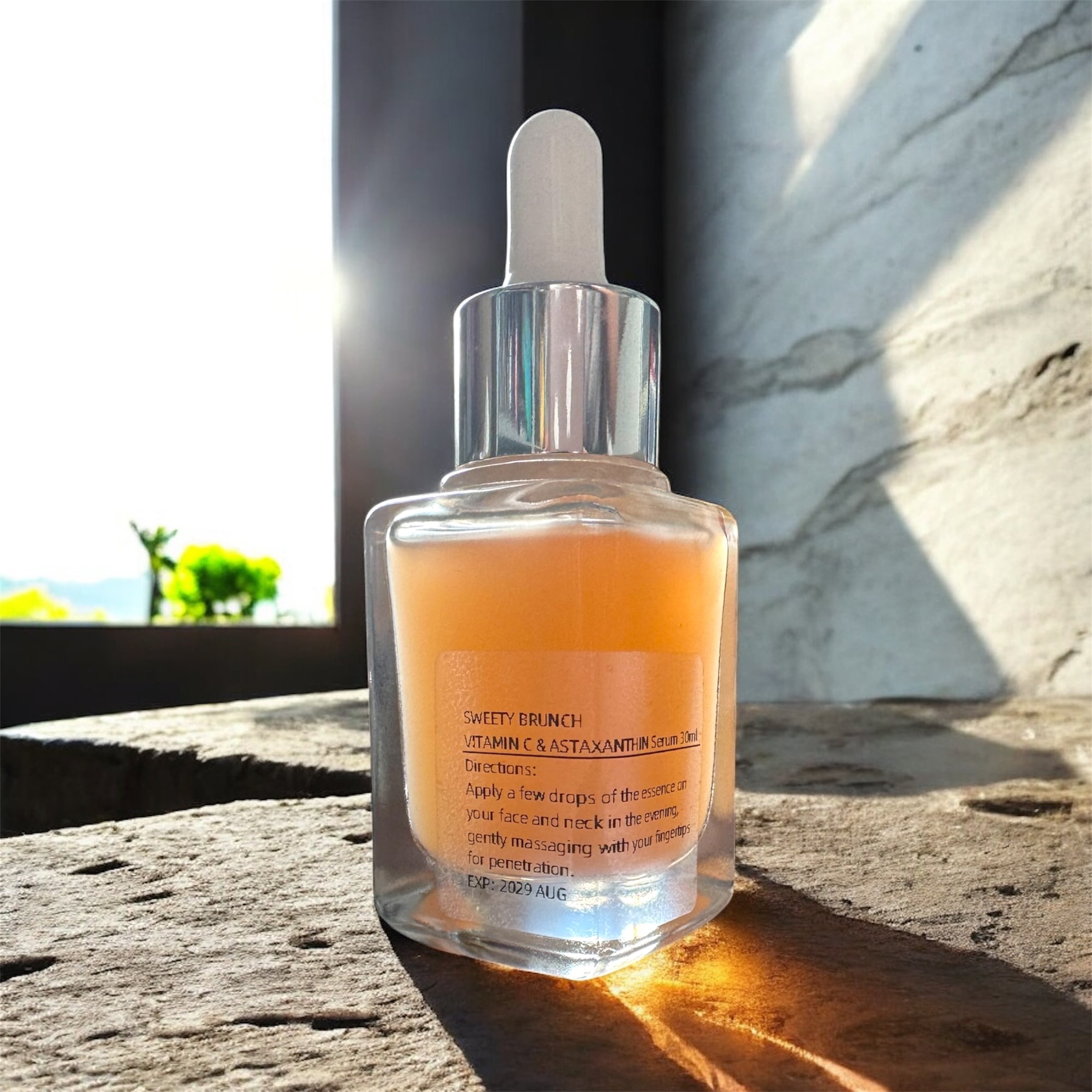 VITAMIN C & ASTAXANTHIN Serum 維他命C蝦紅素美白精華 30ml